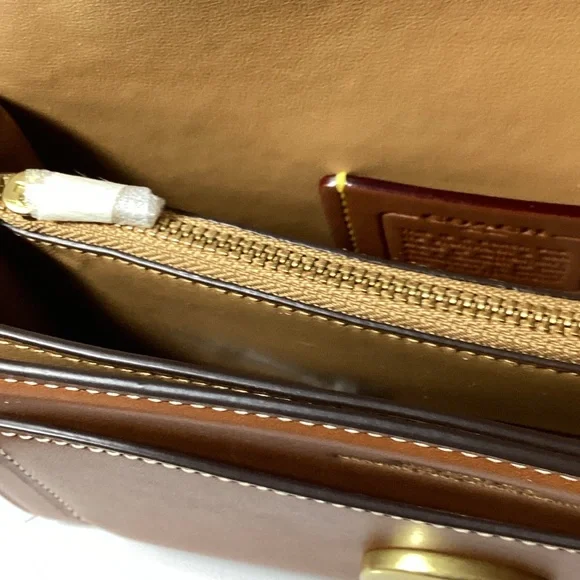 Coach
Tabby 26 logo-plaque shoulder bag - Picture 11 of 12